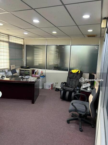 For Rent - Taman Shamelin Perkasa Cheras 1st Floor Office Corner