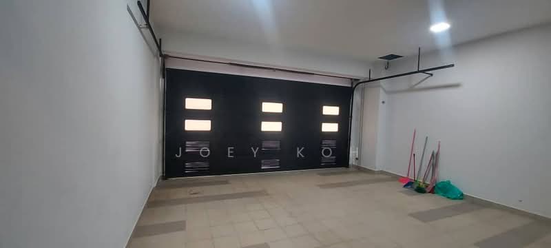 3-storey Terraced House for Sale in Sepang (Selangor) - Joey Koh - Car Park - PropertyGuru.com.my