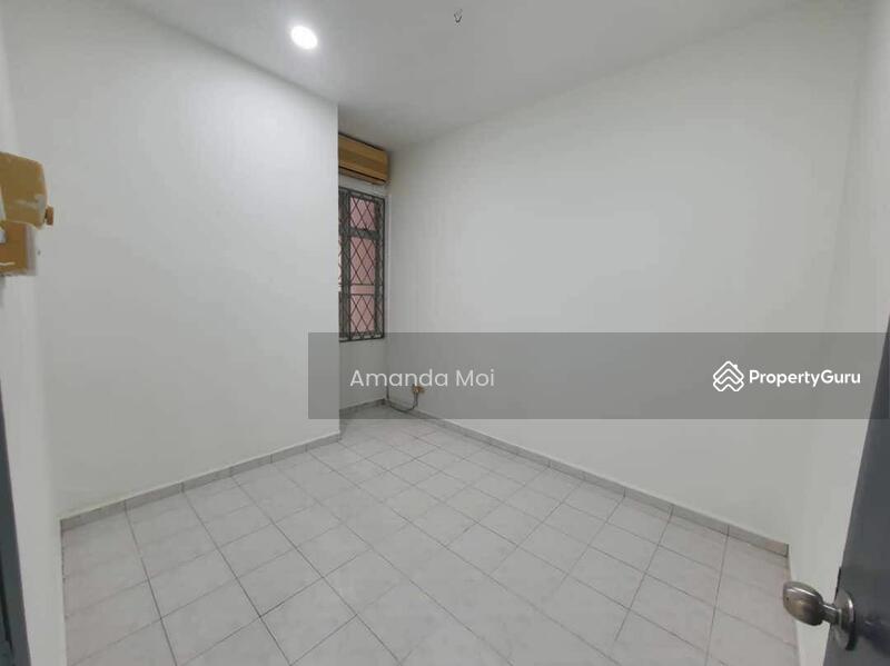 For Rent - Taman Senai Utama
