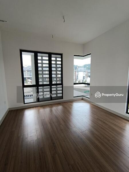 Rumah Teres 2 Tingkat untuk Dijual di U16, Elmina Gardens (Shah Alam) - Ziyang Chen - PropertyGuru.com.my