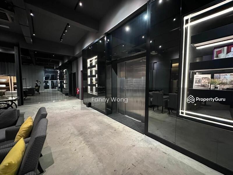 Untuk Dijual - Kota Damansara【Modern Bungalow Factory Office with Lift】Petaling Jaya, PJ, Glenmarie, Puchong