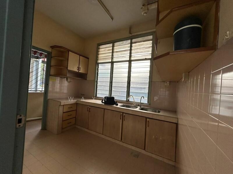 For Sale - Putri Apartment