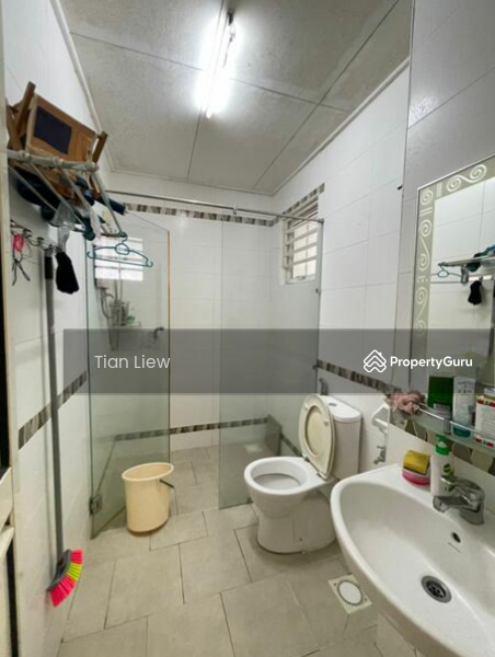 Rumah Teres 3 Tingkat untuk Dijual di Kepong Baru (Kepong) - Tian Liew - PropertyGuru.com.my