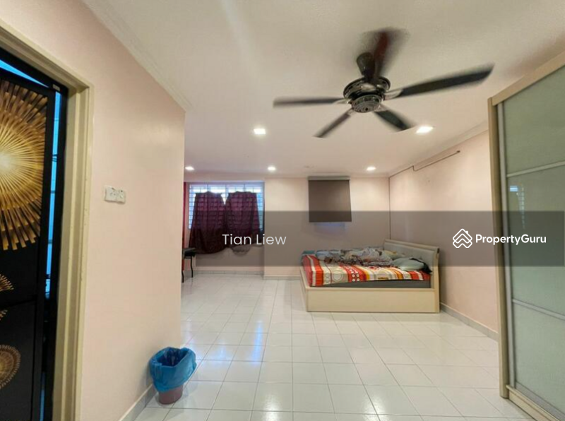Rumah Teres 3 Tingkat untuk Dijual di Kepong Baru (Kepong) - Tian Liew - PropertyGuru.com.my