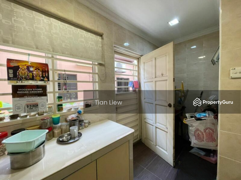 Rumah Teres 3 Tingkat untuk Dijual di Kepong Baru (Kepong) - Tian Liew - PropertyGuru.com.my