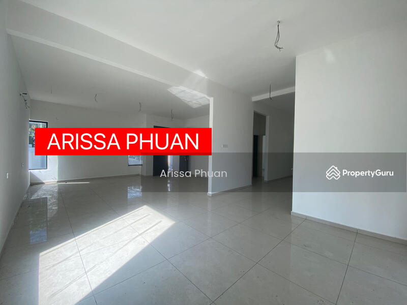 Untuk Dijual - 3 Storey Bungalow House at Relau.