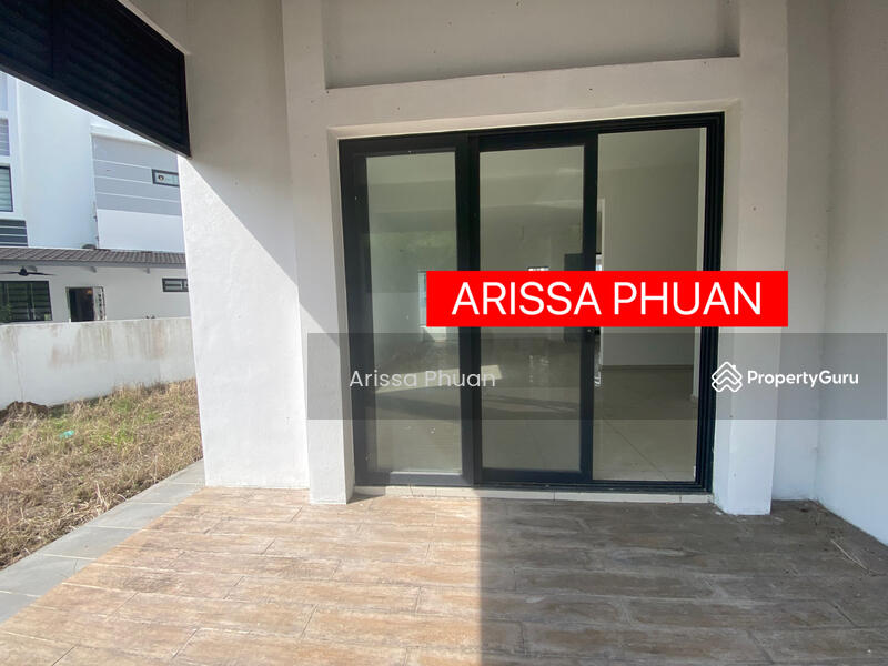 Untuk Dijual - 3 Storey Bungalow House at Relau.