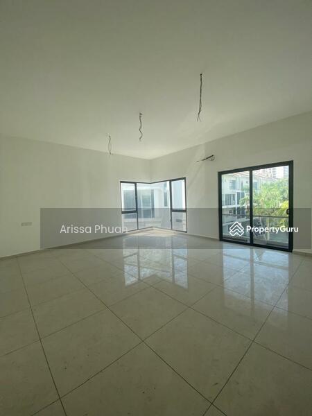 Untuk Dijual - 3 Storey Bungalow House at Relau.