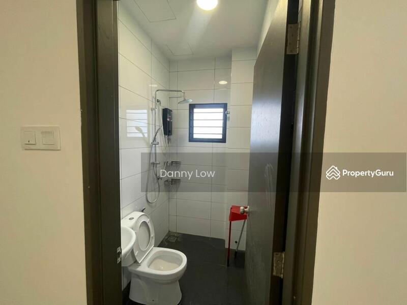 Untuk Disewa - Townhouse at Bandar Sungai Long