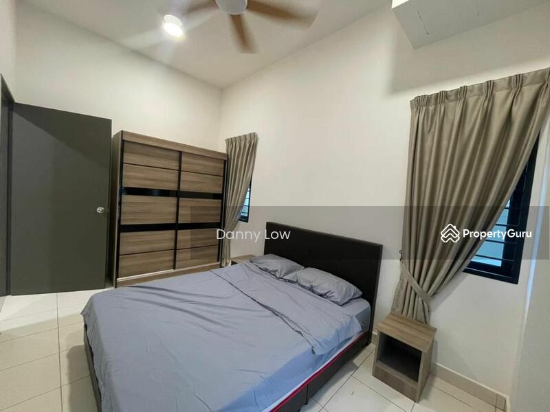 Untuk Disewa - Townhouse at Bandar Sungai Long
