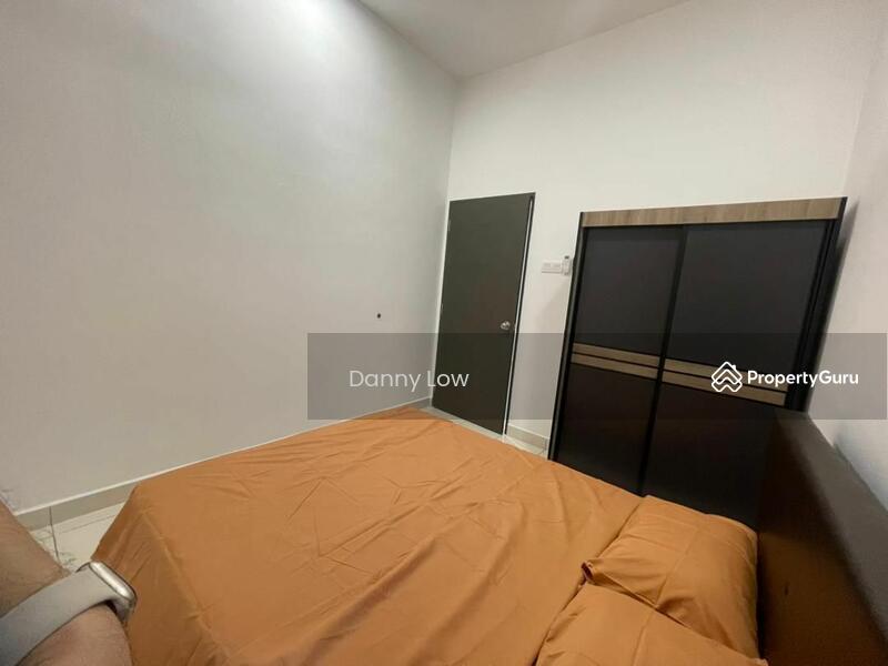 Untuk Disewa - Townhouse at Bandar Sungai Long