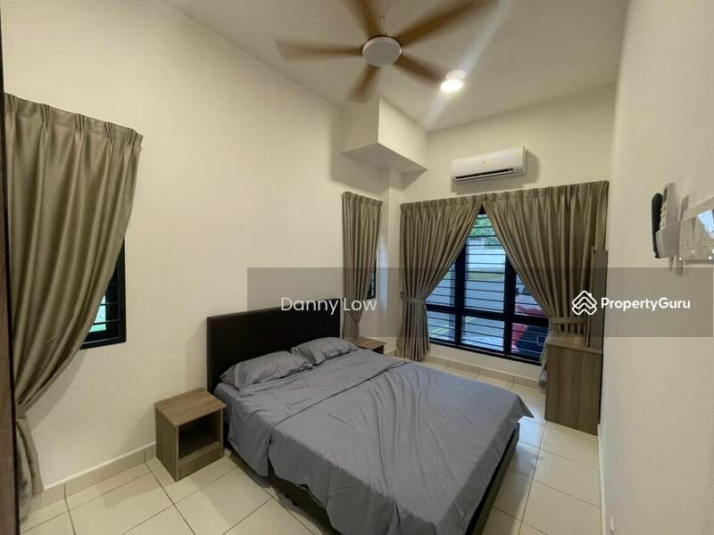 Untuk Disewa - Townhouse at Bandar Sungai Long