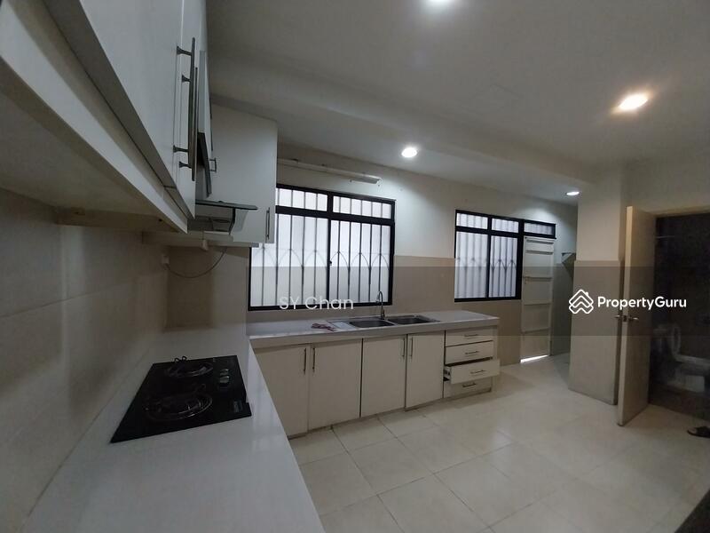 For Sale - Puteri 11