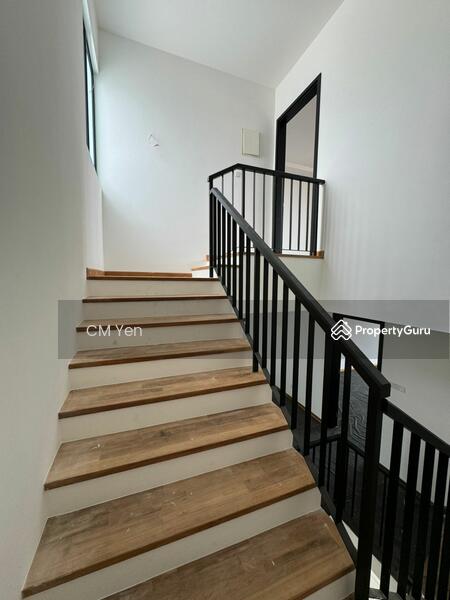 Untuk Dijual - Senibong Cove Waterway Residences