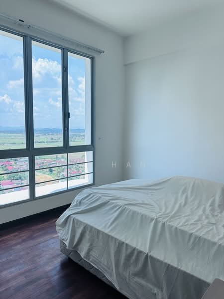 Condominium for Sale at Ocean Palms Condominium - NS Han - PropertyGuru.com.my