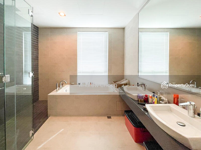 Untuk Dijual - Infinity Beachfront Condominium