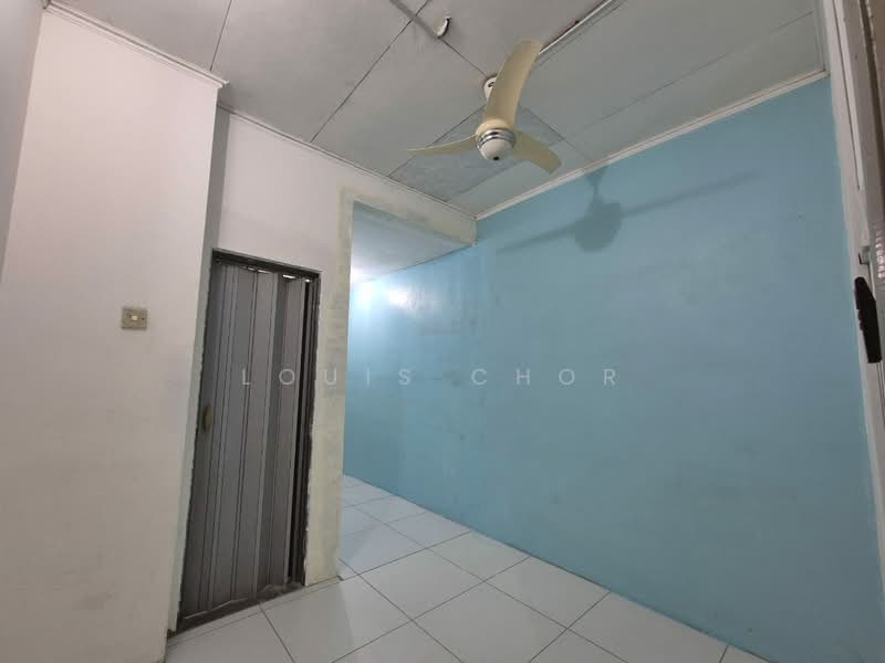 Rumah Teres untuk Disewa di Usj 12 (Subang Jaya) - Louis Chor - PropertyGuru.com.my