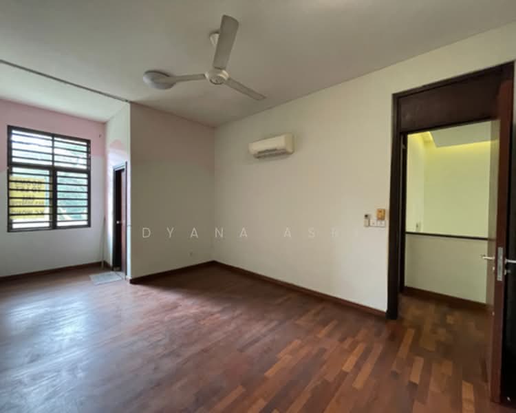 Rumah Teres 2-Tingkat untuk Dijual di Bukit Jelutong (Shah Alam) - Dyana Asri - Interior - PropertyGuru.com.my