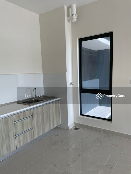 Servis Apartment untuk Dijual di Core Soho Suite - Lee Luke - PropertyGuru.com.my