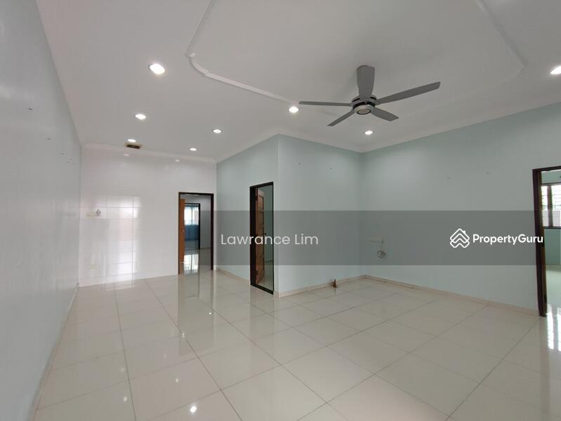 For Sale - Ujong Pasir Feeehold Single Storey Semi D