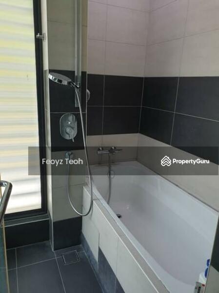 For Sale - 4 Storey Water Villa/The Light Collection 1/Gelugor/Penang Island