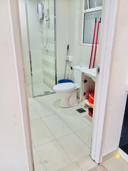 Servis Apartment untuk Disewa di Menara U2 - Erin Yusof - Bathroom - PropertyGuru.com.my