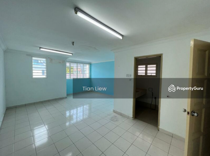 Rumah Teres 2.5 Tingkat untuk Dijual di Kepong Baru (Kepong) - Tian Liew - PropertyGuru.com.my