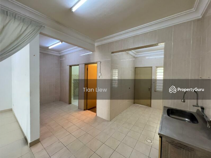 Rumah Teres 2.5 Tingkat untuk Dijual di Kepong Baru (Kepong) - Tian Liew - PropertyGuru.com.my