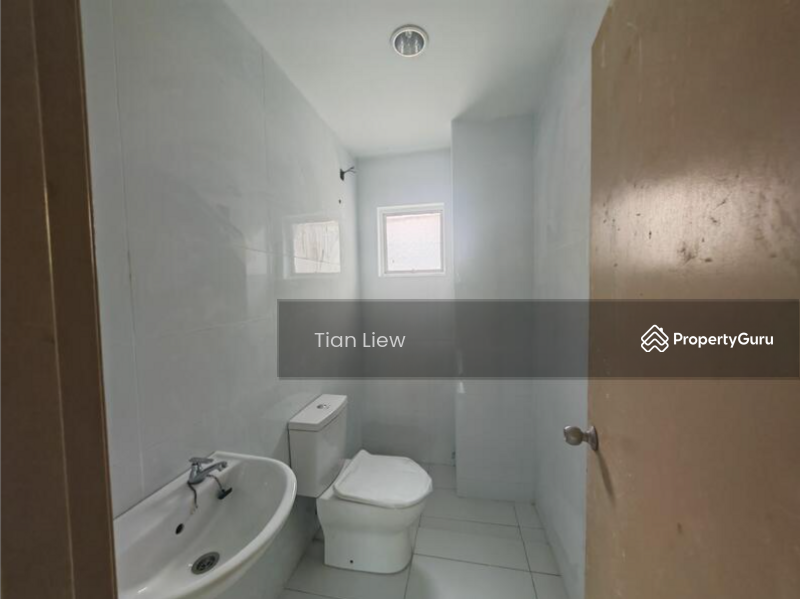 Rumah Teres 3 Tingkat untuk Dijual di Kepong Baru (Kepong) - Tian Liew - PropertyGuru.com.my