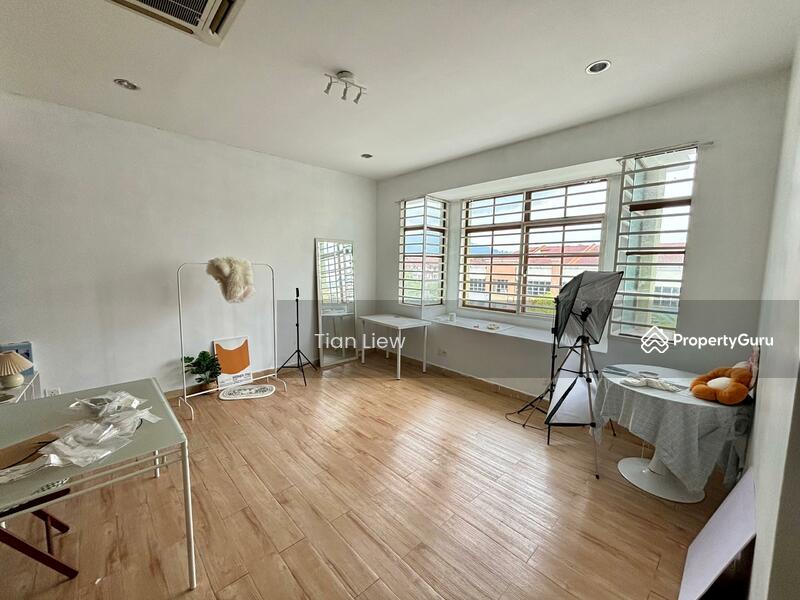 Rumah Teres 3 Tingkat untuk Dijual di Kepong Baru (Kepong) - Tian Liew - PropertyGuru.com.my