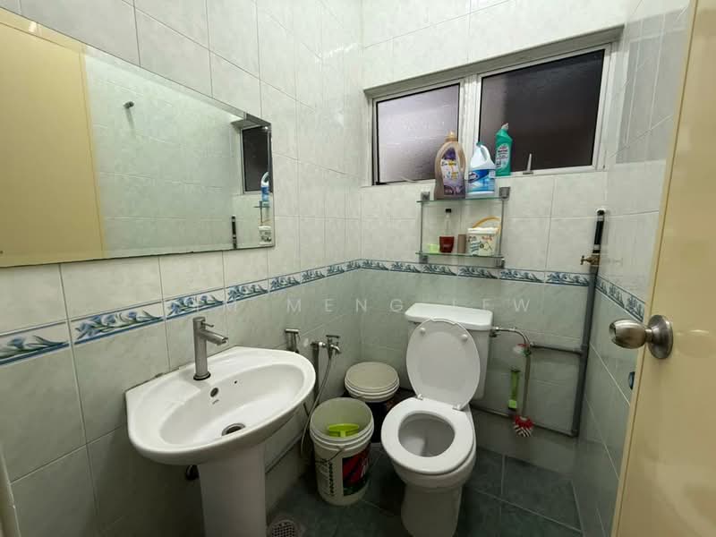 2-storey Terraced House for Sale in Taman Bukit Idaman (Selayang) - Kim Meng Lew - Bathroom - PropertyGuru.com.my