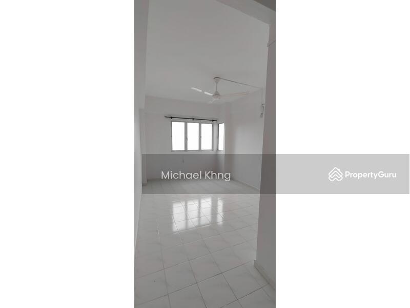 Condominium for Sale at The Reef Condominium - Michael Khng - PropertyGuru.com.my