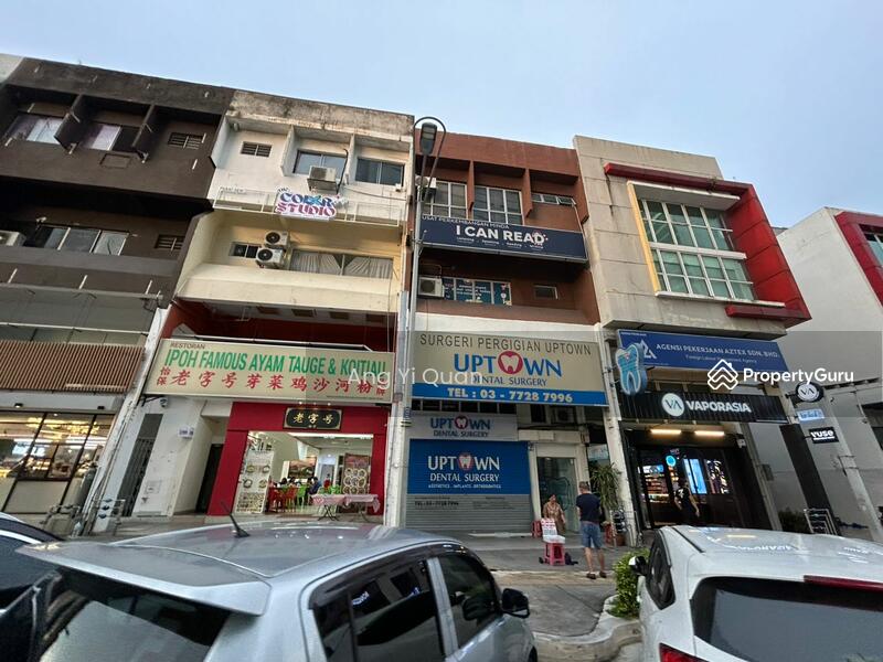 Untuk Dijual - Popular row within the Square, Damansara Uptown, Damansara Utama,Petaling Jaya, Selangor