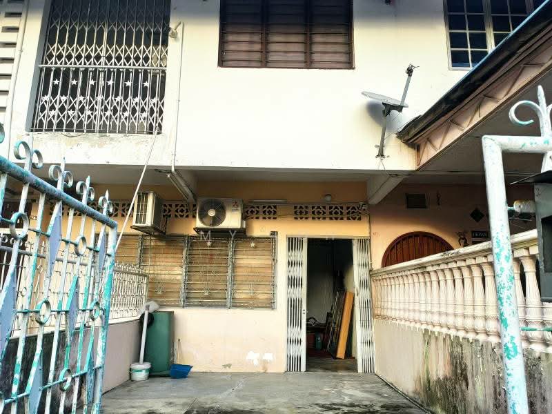 Townhouse for Sale in Taman Kok Lian (Jalan Kuching) - Loki Loh Loh - PropertyGuru.com.my