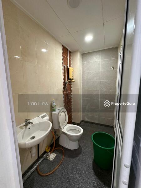 Rumah Teres 3 Tingkat untuk Dijual di Kepong Baru (Kepong) - Tian Liew - PropertyGuru.com.my