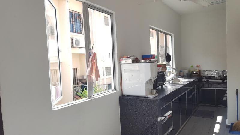 Rumah Teres 2-Tingkat untuk Dijual di Sunway Kayangan (Shah Alam) - Joey Koh - Kitchen - PropertyGuru.com.my