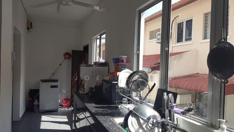 Rumah Teres 2-Tingkat untuk Dijual di Sunway Kayangan (Shah Alam) - Joey Koh - Kitchen - PropertyGuru.com.my