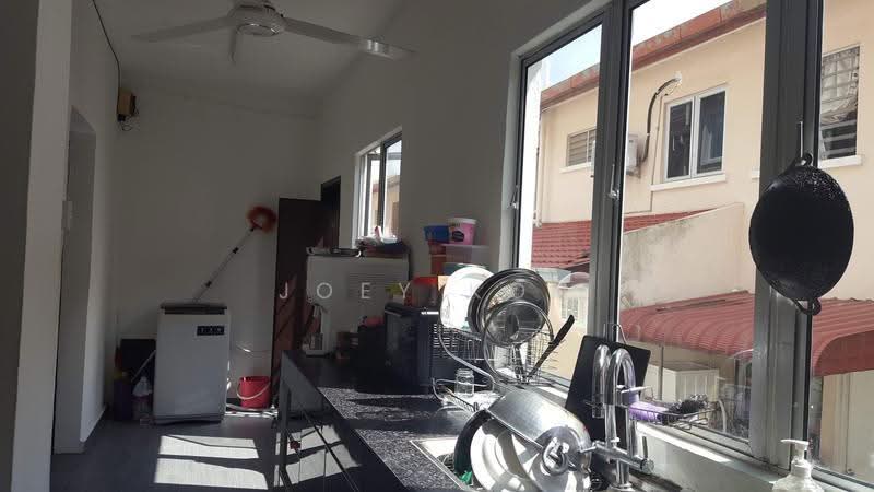 Rumah Teres 2-Tingkat untuk Dijual di Sunway Kayangan (Shah Alam) - Joey Koh - Kitchen - PropertyGuru.com.my