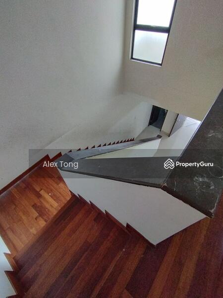 Untuk Dijual - Karya @ Alam Impian