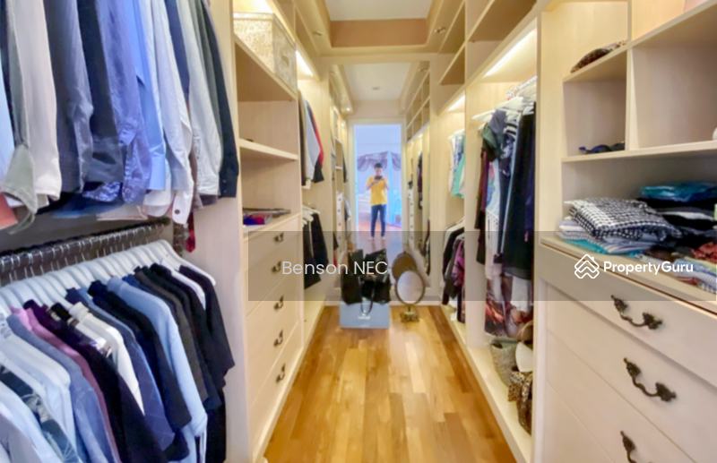 Master Wardrobe