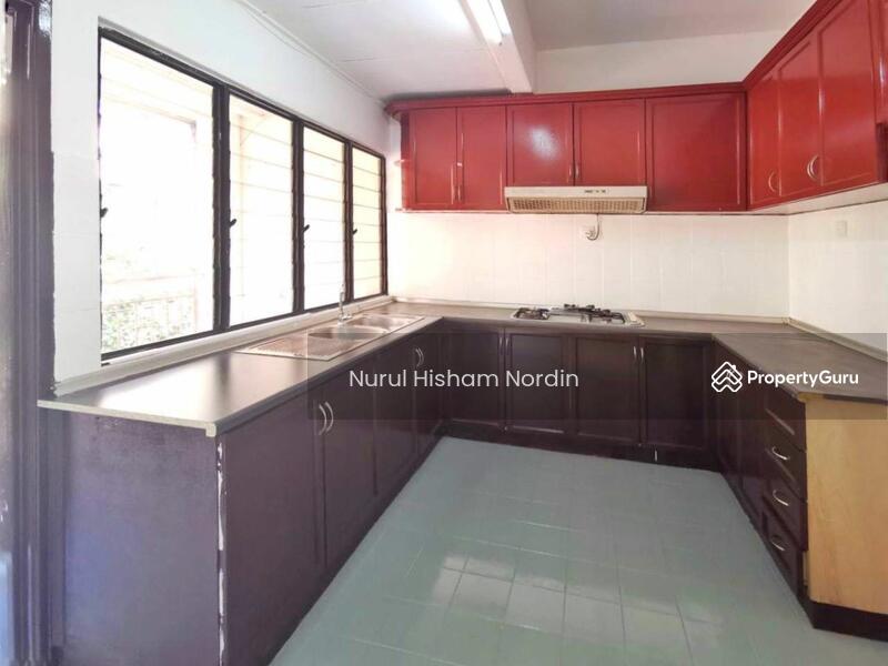 For Sale - Villa Laman Tasik