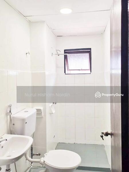 For Sale - Villa Laman Tasik