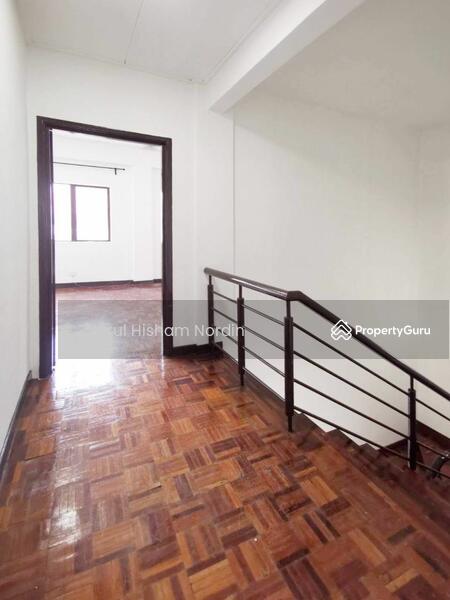 For Sale - Villa Laman Tasik