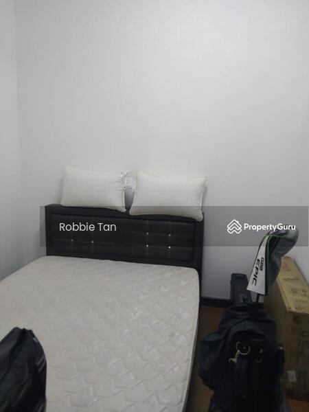 For Sale - Paragon Residences @ Straits View