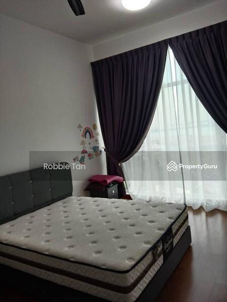 For Sale - Paragon Residences @ Straits View