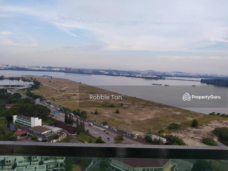 For Sale - Paragon Residences @ Straits View