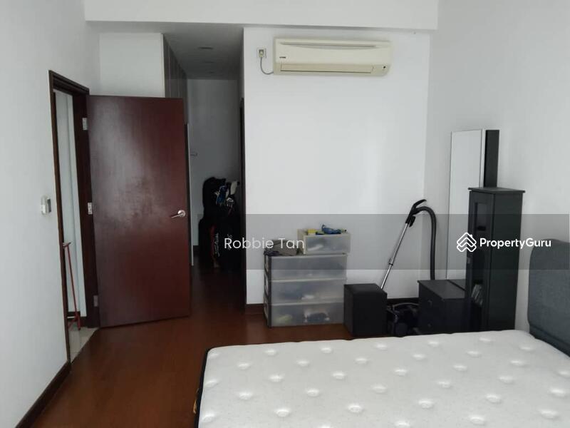 For Sale - Paragon Residences @ Straits View