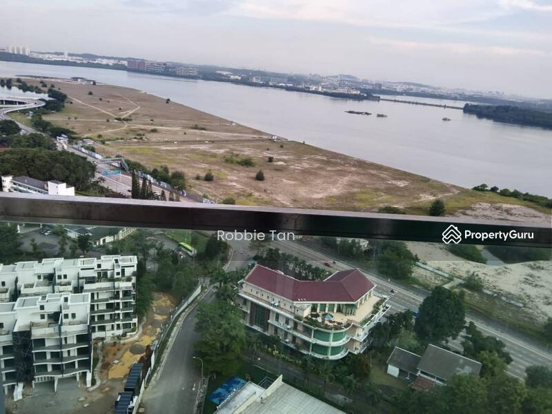 For Sale - Paragon Residences @ Straits View