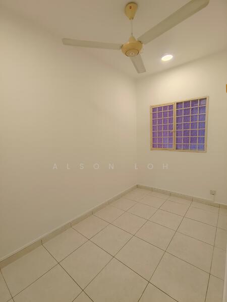 For Sale - Ketumbar Hill