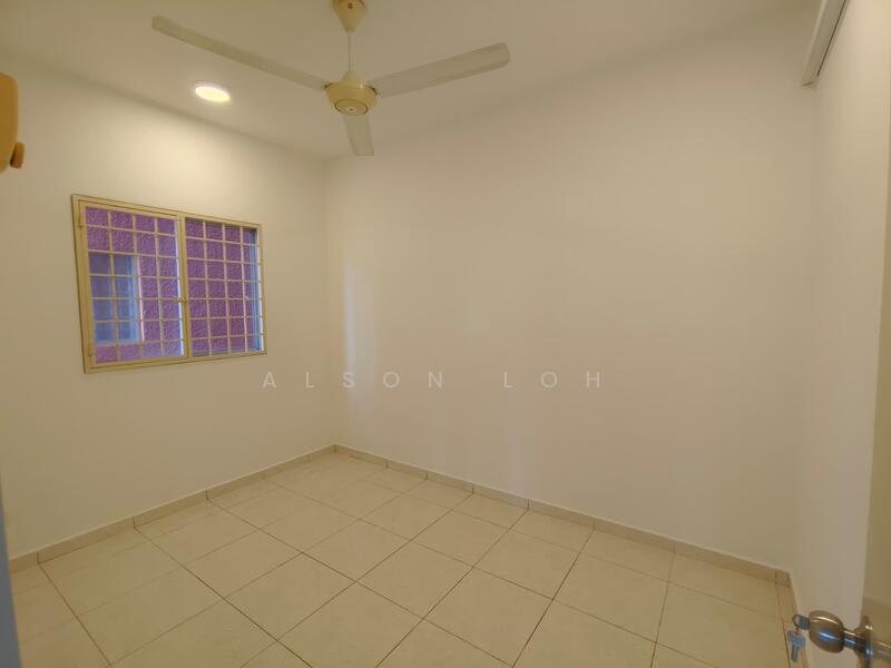 For Sale - Ketumbar Hill